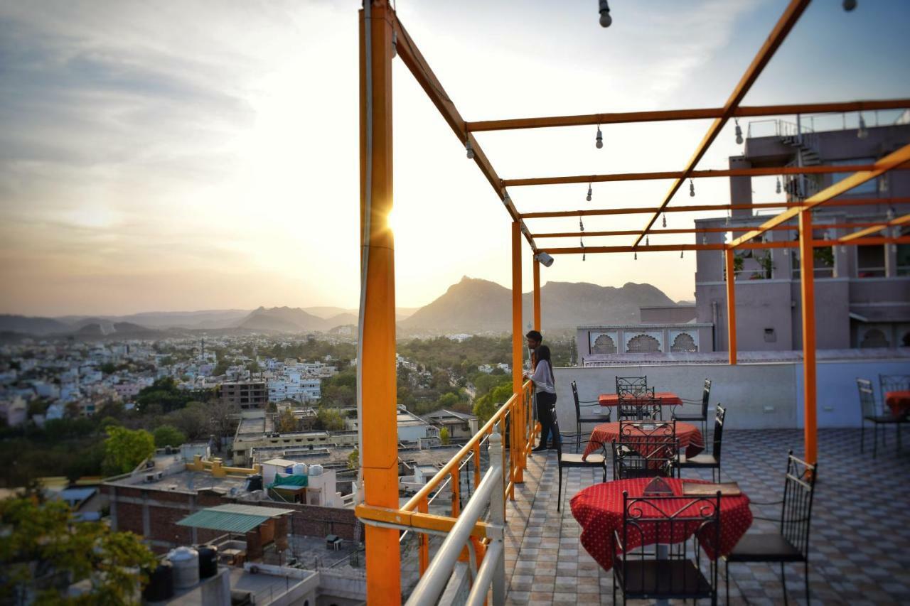Hotel Kurabar Kothi Udaipur Ngoại thất bức ảnh