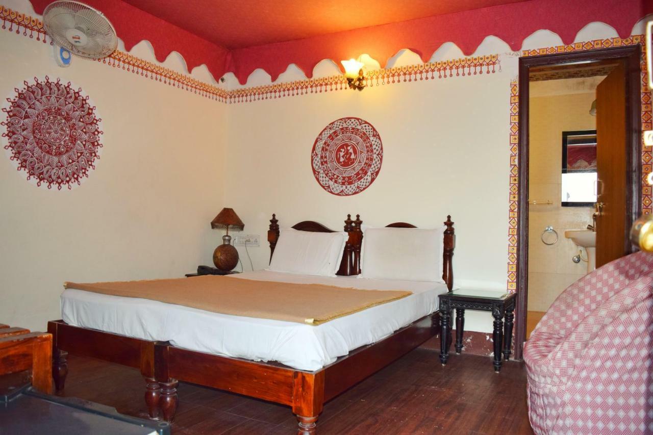 Hotel Kurabar Kothi Udaipur Ngoại thất bức ảnh